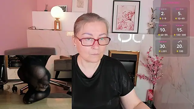 Alexandra Kind online show from 06.06.26