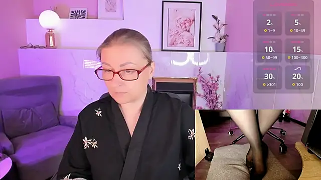 Alexandra Kind online show from 07.09.26