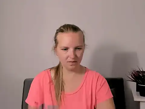 Snapshot of RoseTeacherX chatting on 06.16.26 RoseTeacherX online show from 06.16.26