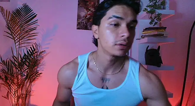 Snapshot of andyypalmer_ chatting on 06.18.26 andyypalmer online show from 06.18.26