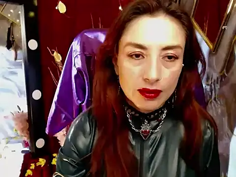 Queenscarlettsecret online show from 06.03.26