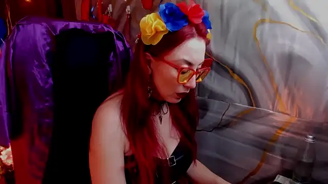 Queenscarlettsecret online show from 06.23.26