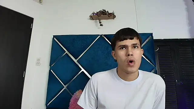 EdwinBoys online show from 06.05.26