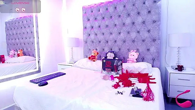 Zoe M00n online show from 06.15.26