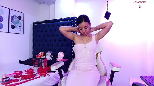 Zoe M00n online show from 06.18.26
