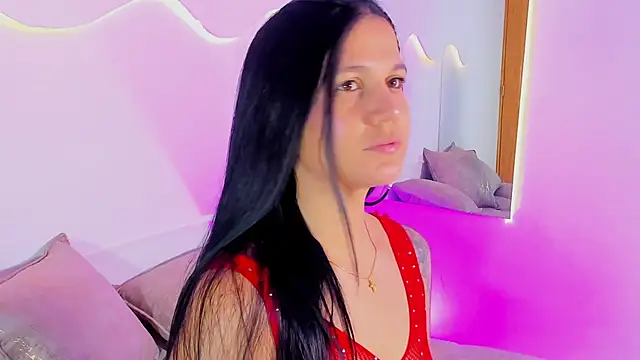 Snapshot of MiaMalcova__ chatting on 05.11.26 MiaMalcova online show from 05.11.26