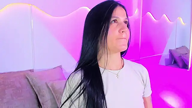 Snapshot of MiaMalcova__ chatting on 05.15.26 MiaMalcova online show from 05.15.26