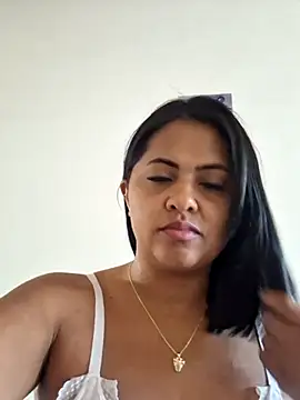 Ayla Phone online show from 04.20.26