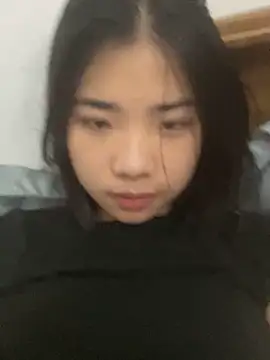 Snapshot of -Pipin- chatting on 04.19.26 -Pipin- online show from 04.19.26
