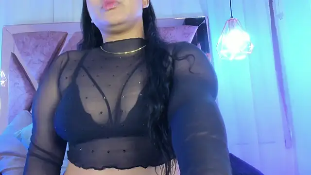 Curvy Luna  online show from 04.22.26