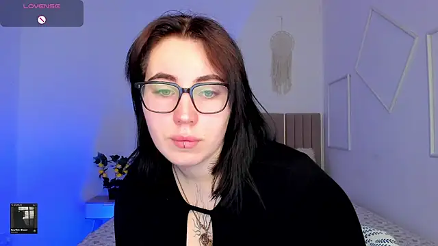 Shiraazsh  online show from 04.22.26