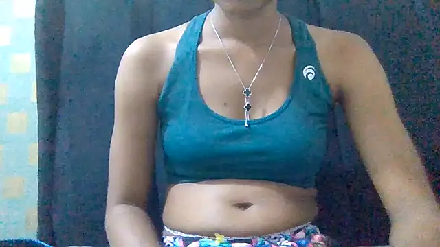 Snapshot of Tessy- chatting on 06.24.26 Tessy- online show from 06.24.26