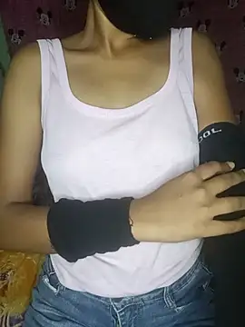 Snapshot of Rashmika__Rouni chatting on 05.11.26 Rashmika Rouni online show from 05.11.26