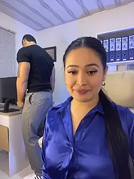 Snapshot of Sara_fun chatting on 11.29.25 Sara fun online show from 11.29.25