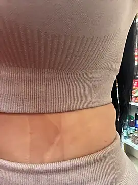 Snapshot of Sara_fun chatting on 12.14.25 Sara fun online show from 12.14.25