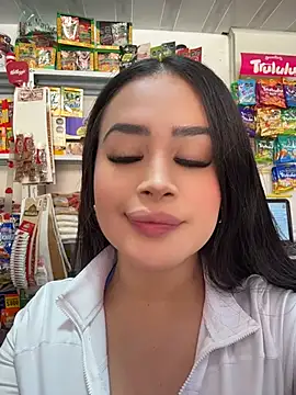 Sara fun online show from 05.14.26