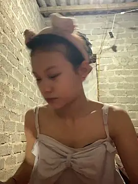 Elysa-x online show from 04.18.26