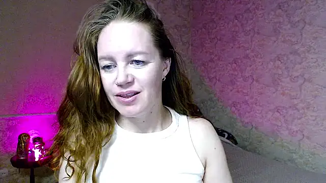 Fern Lust online show from 07.08.26