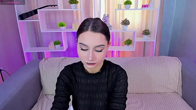 AndreaJohnsons online show from 05.06.26