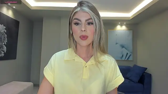 MiaSilvaX online show from 05.30.26
