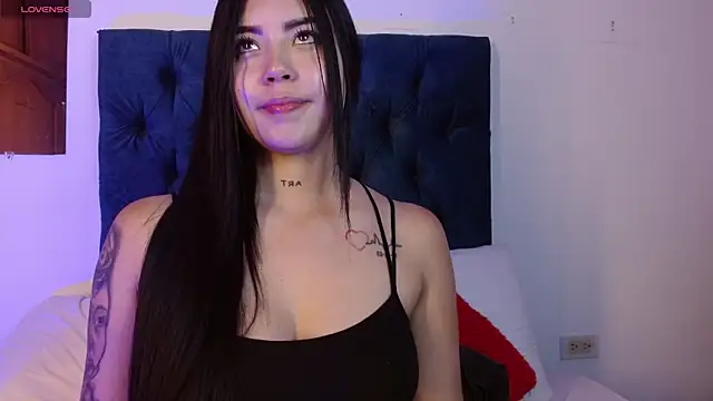 Aurora monroee online show from 04.17.26