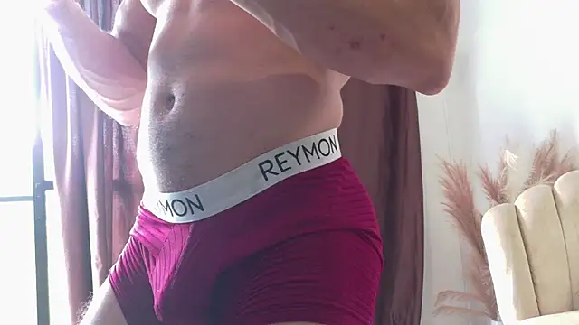 Snapshot of Aroon_connor1 chatting on 06.24.26 Aroon connor1 online show from 06.24.26