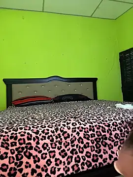 Ayelin Samira online show from 04.20.26