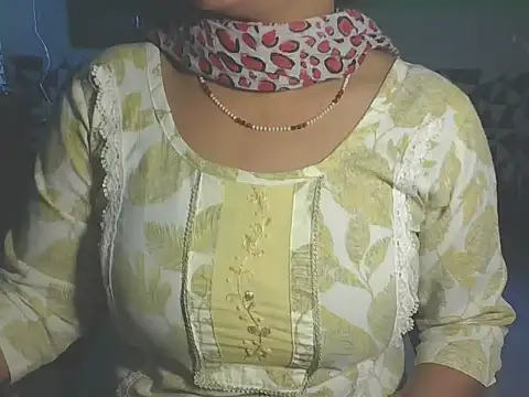 Snapshot of Hotty_Bhabhi1 chatting on 05.08.26 Hotty Bhabhi1 online show from 05.08.26