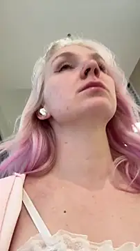 Olly dolly online show from 04.17.26