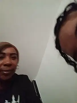 Snapshot of MadameEbony chatting on 05.30.26 MadameEbony online show from 05.30.26