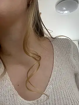 LilianHowards online show from 05.04.26