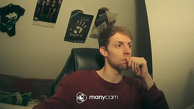 Snapshot of Milkyman7 chatting on 02.10.25 Milkyman7 online show from 02.10.25