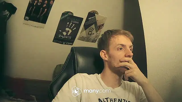 Snapshot of Milkyman7 chatting on 03.06.25 Milkyman7 online show from 03.06.25