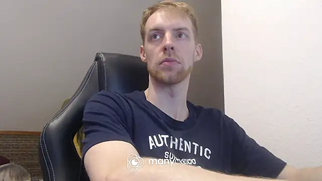 Snapshot of Milkyman7 chatting on 09.14.25 Milkyman7 online show from 09.14.25