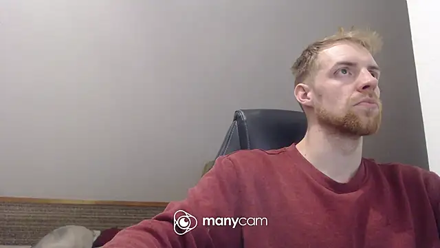 Snapshot of Milkyman7 chatting on 10.31.25 Milkyman7 online show from 10.31.25