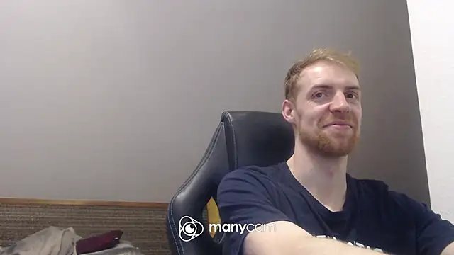 Snapshot of Milkyman7 chatting on 11.12.25 Milkyman7 online show from 11.12.25