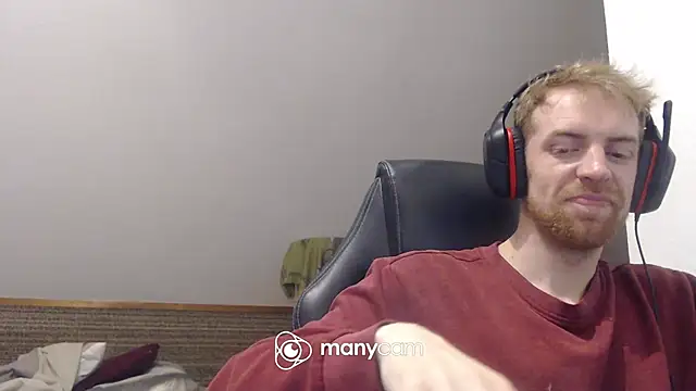 Snapshot of Milkyman7 chatting on 11.13.25 Milkyman7 online show from 11.13.25