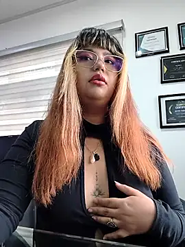 BelleVivianne online show from 04.25.26