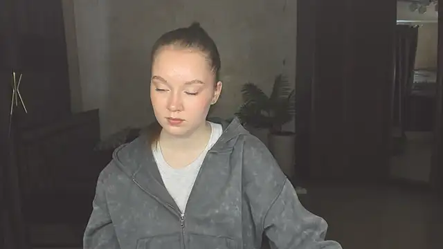 ValeriSunny online show from 04.26.26