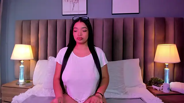 LilyFoox online show from 08.02.26