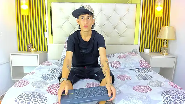 Just18Jake  online show from 05.05.26
