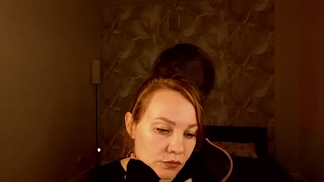 Snapshot of Margo_Kelly chatting on 05.11.26 Margo Kelly online show from 05.11.26