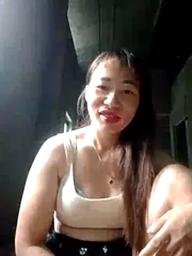 Snapshot of Tieuthu2 chatting on 05.19.26 Tieuthu2 online show from 05.19.26