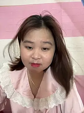 NhungNhun789 online show from 04.19.26