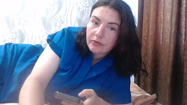 Snapshot of AlinaxJames chatting on 07.03.26 AlinaxJames online show from 07.03.26