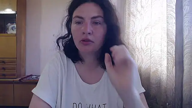 Snapshot of AlinaxJames chatting on 07.09.26 AlinaxJames online show from 07.09.26