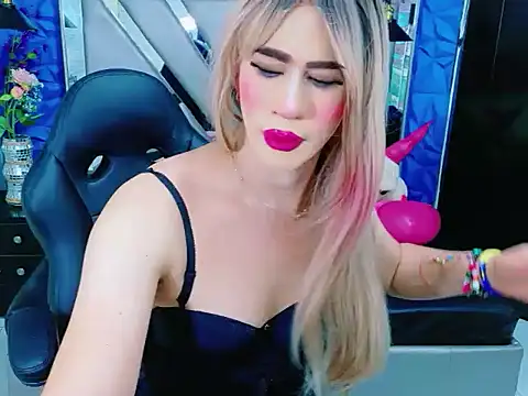 Snapshot of Nicolle_Morrisx chatting on 07.29.26 Nicolle Morrisx online show from 07.29.26