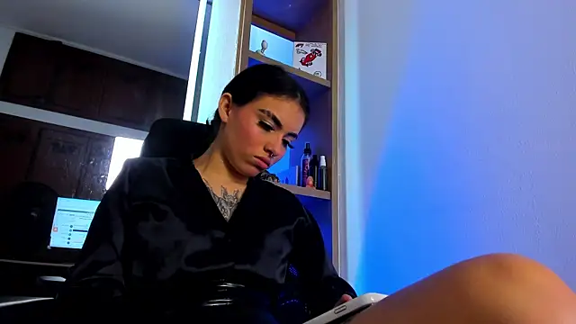 isabella hv online show from 06.25.26
