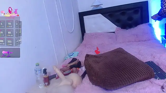 Snapshot of Sweet-Mommy-Milf chatting on 07.21.26 Sweet-Mommy-Milf online show from 07.21.26