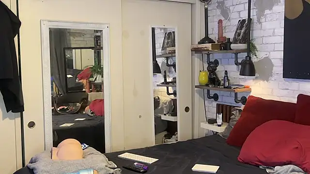 maxbandit online show from 10.28.25